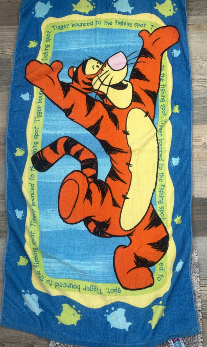 Vintage Winnie The Pooh Tigger Beach Towel Disney 90s